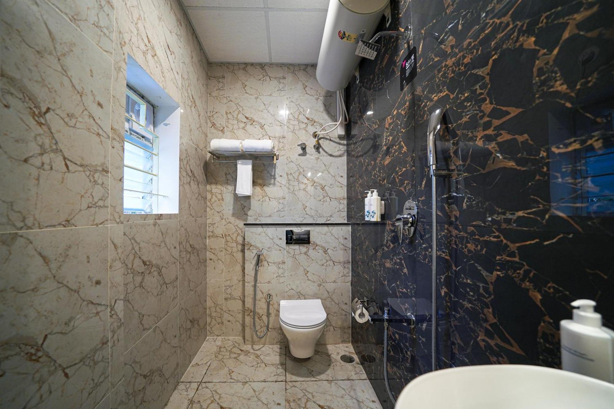 Olive Zip Sanjay Nagar By Embassy Group Hotel Bangalore Buitenkant foto